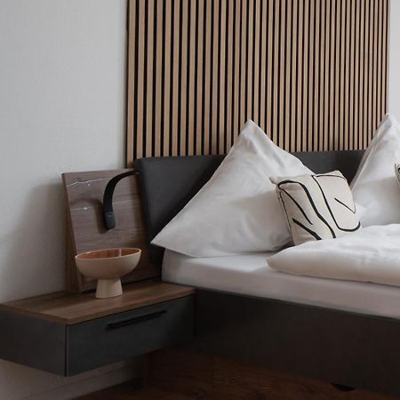 1-4 Gaeste Wohnung W-Lan, Netflix, Amazon, Parken, Arbeitsplatz, 24H Check In ,Vollausgestattet Kueche, Handtuecher Seife U,V,M Fuer Geschaeftsreisende, Paare, Familien , Datteln Bagian luar foto